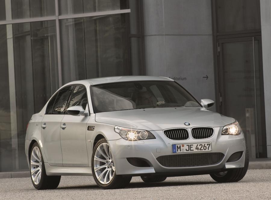  BMW M5 (E60) 2004 года  (WW) (фото 89 из 98)